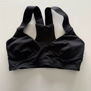 Alo yoga sports bra